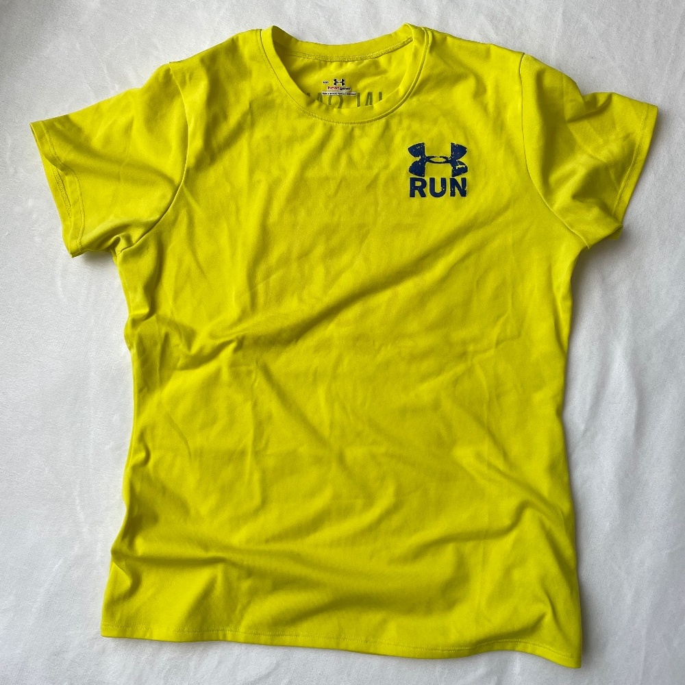 Under Armour Womens Yellow Short Sleeve T-Shirt, Size M